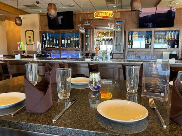 Days Inn & Suites By Wyndham Trinidad Bagian luar foto