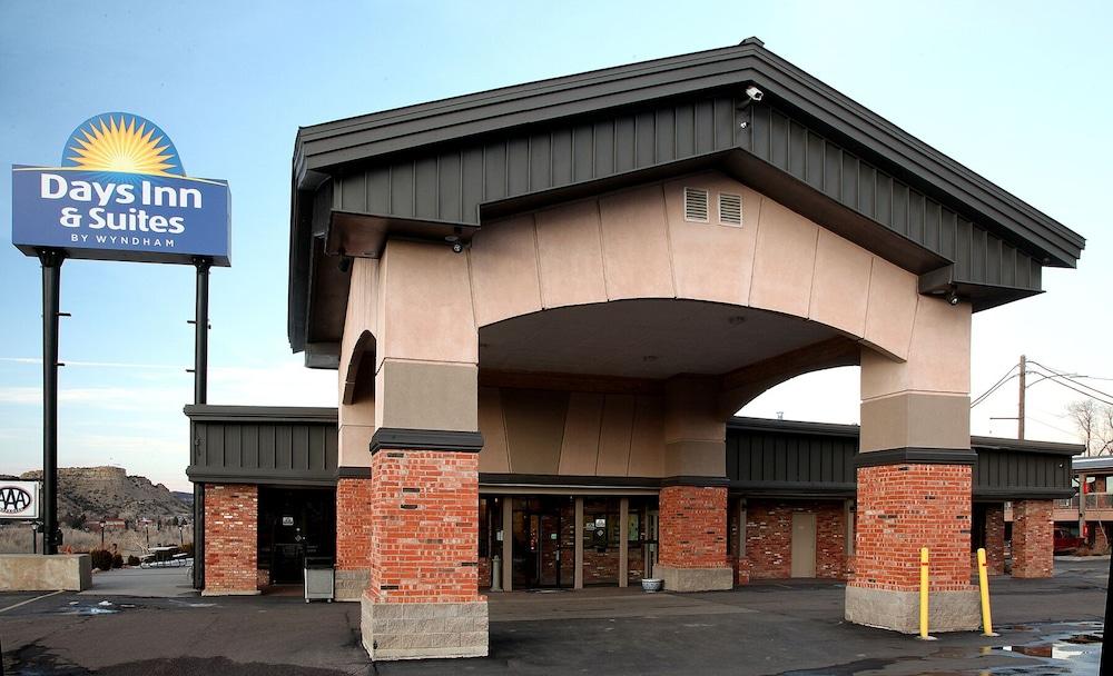 Days Inn & Suites By Wyndham Trinidad Bagian luar foto